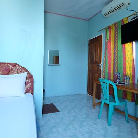 Reddoorz Near Mangrove Forest Kupang Kupang  Esterno foto